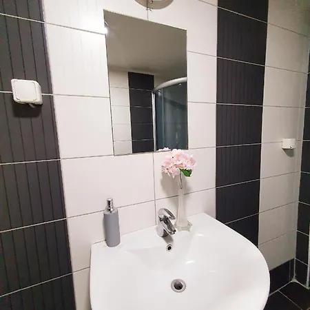 Central Station Apartment *